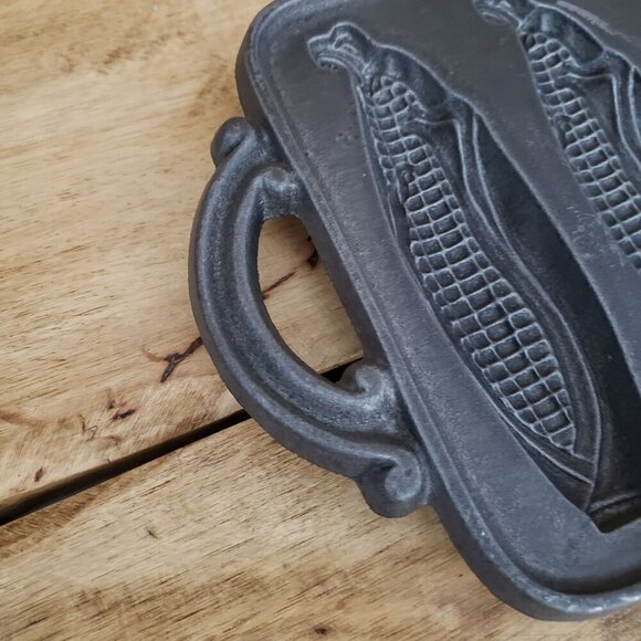 Vtg 1984 John Wright Cast Iron 5 Ear Cornbread Baking Pan Mold Rustic Farmhouse - Picture 5 of 12